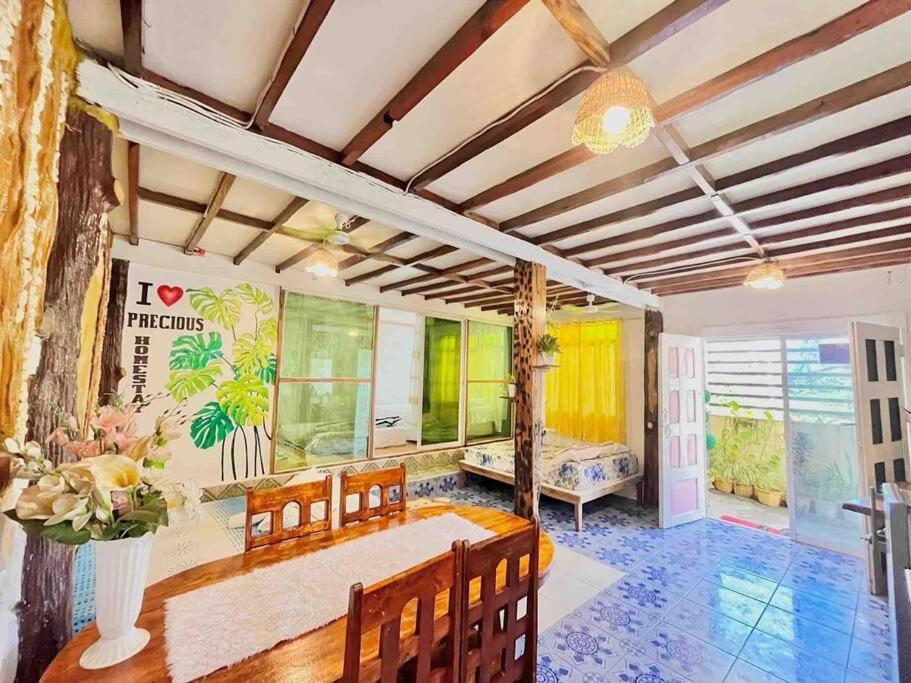 Precious Homestay Burgos  Esterno foto